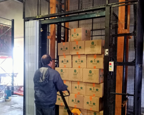 goods-lift